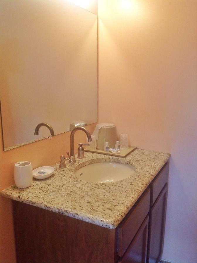 Jefferson Inn And Suites Habitación foto